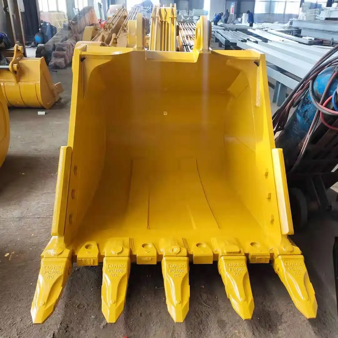 Excavator Rock Buckets vs. Standard Buckets: What’s the Difference?